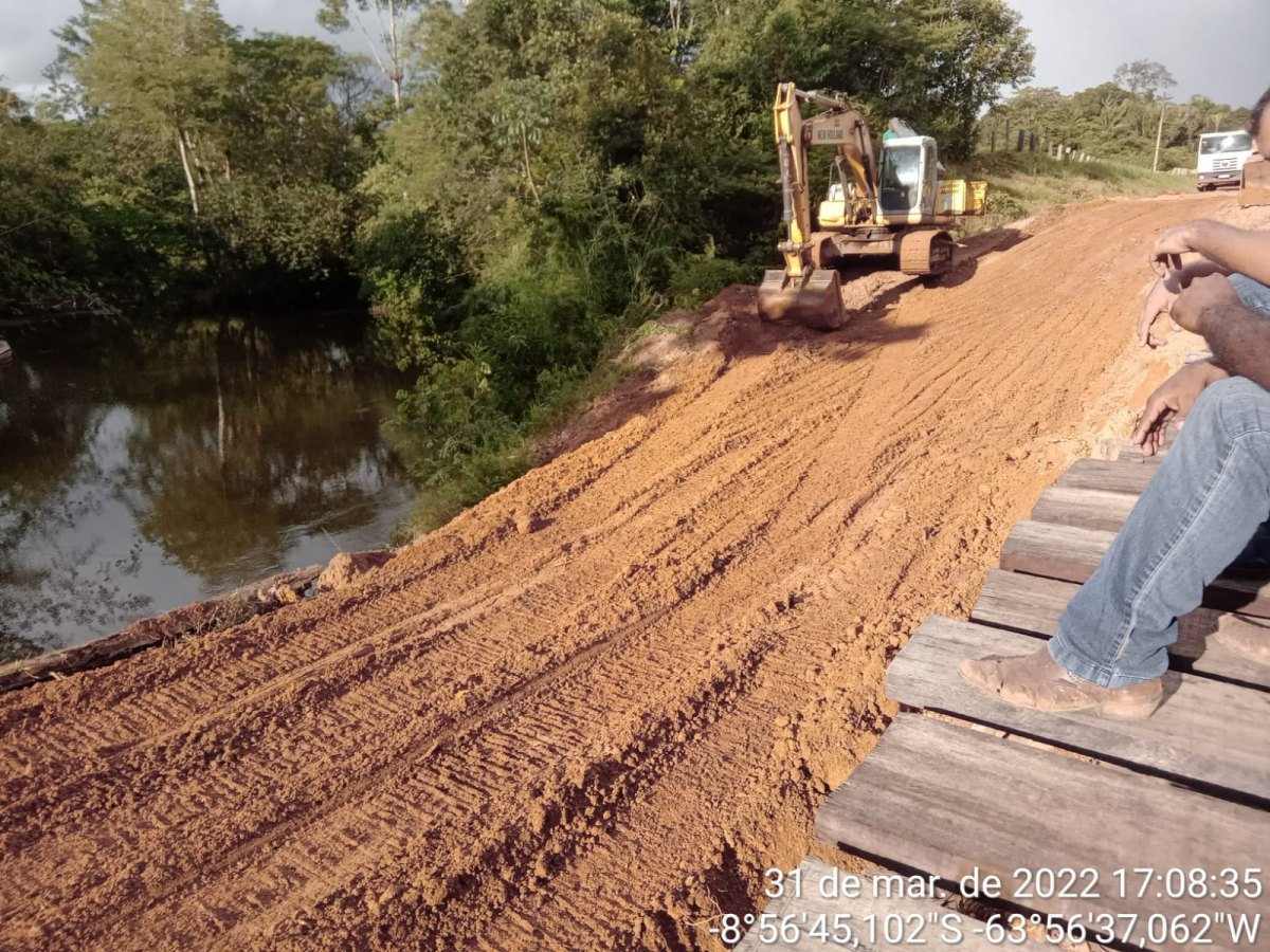 DESVIO: Obras começam a ser realizadas na Linha 22 em Porto Velho