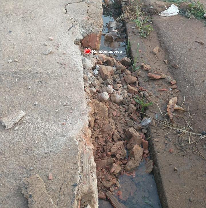 EMBRIAGADO: Motorista na contramão sobe calçada e deixa pedestre em estado grave