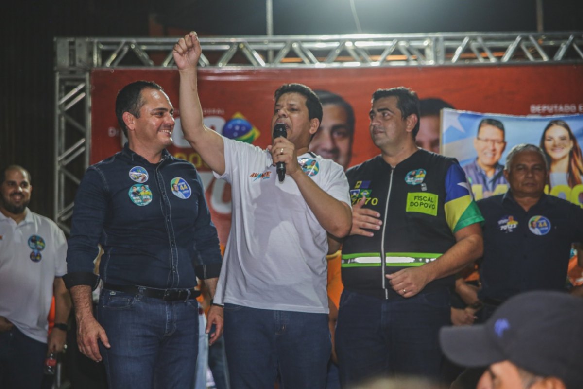 NA RUA: Breno Mendes e Jair Montes lançam oficialmente suas campanhas