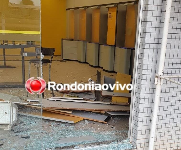 DINAMITE: Bandidos explodem caixa eletrônico do Banco do Brasil 