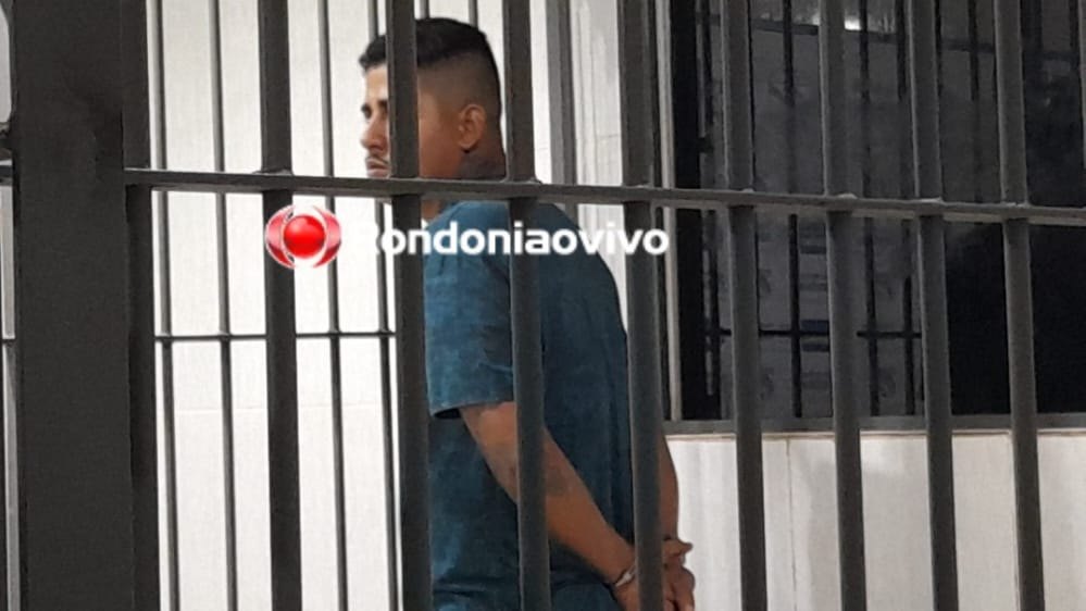 APÓS ASSASSINATO: Policiais da Homicídios e PM prendem dois com armas, facão e drogas no Orgulho 