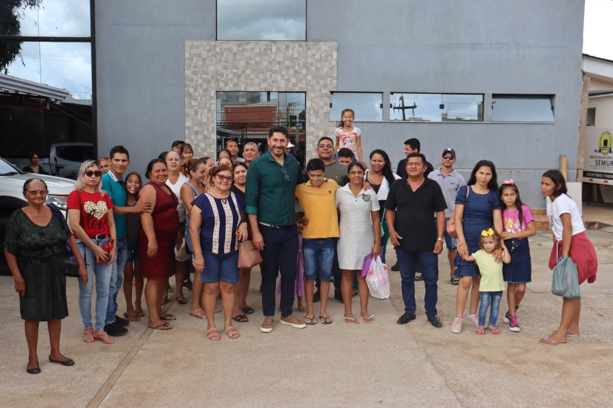 FUNDIÁRIA: Ver. Márcio Pacelli se reúne na Semur para debater regularização do lote 155 