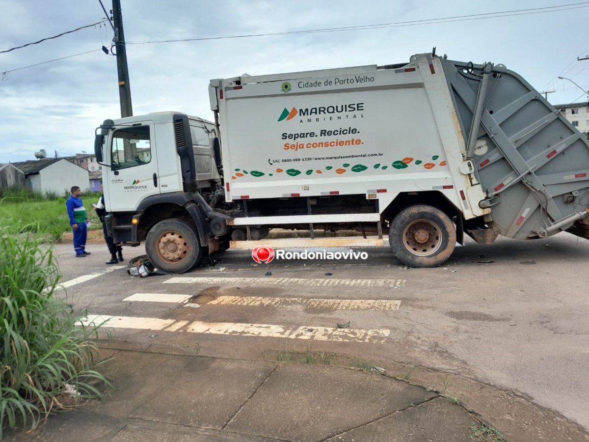 ESCAPOU: Caminhão do lixo esmaga motocicleta no Orgulho do Madeira 