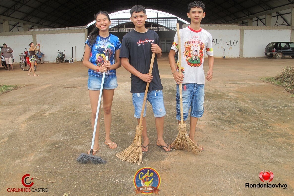 MUTIRÃO CULTURAL DA LIMPEZA - Barracões dos bumbás: Malhadinho e Flor do Campo