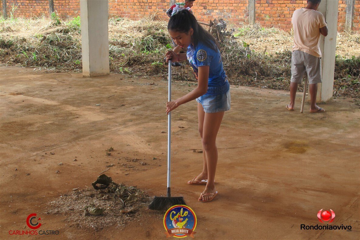 MUTIRÃO CULTURAL DA LIMPEZA - Barracões dos bumbás: Malhadinho e Flor do Campo