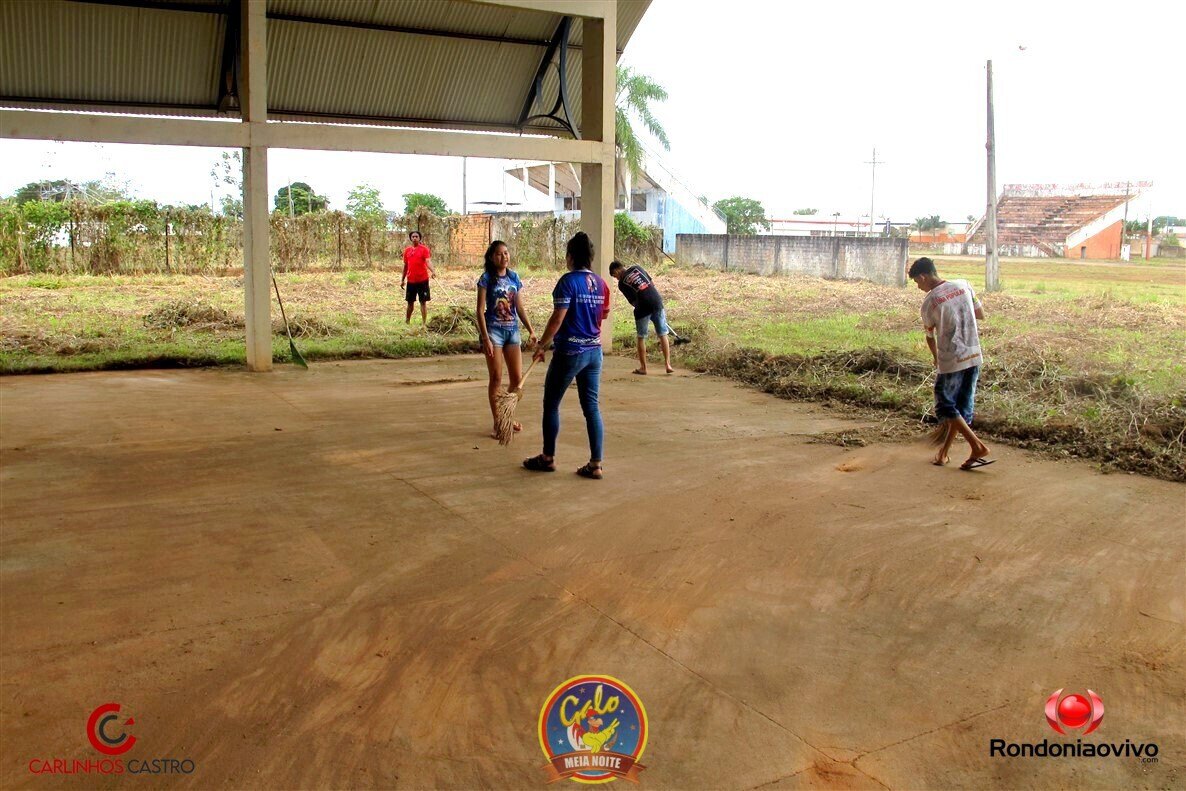 MUTIRÃO CULTURAL DA LIMPEZA - Barracões dos bumbás: Malhadinho e Flor do Campo