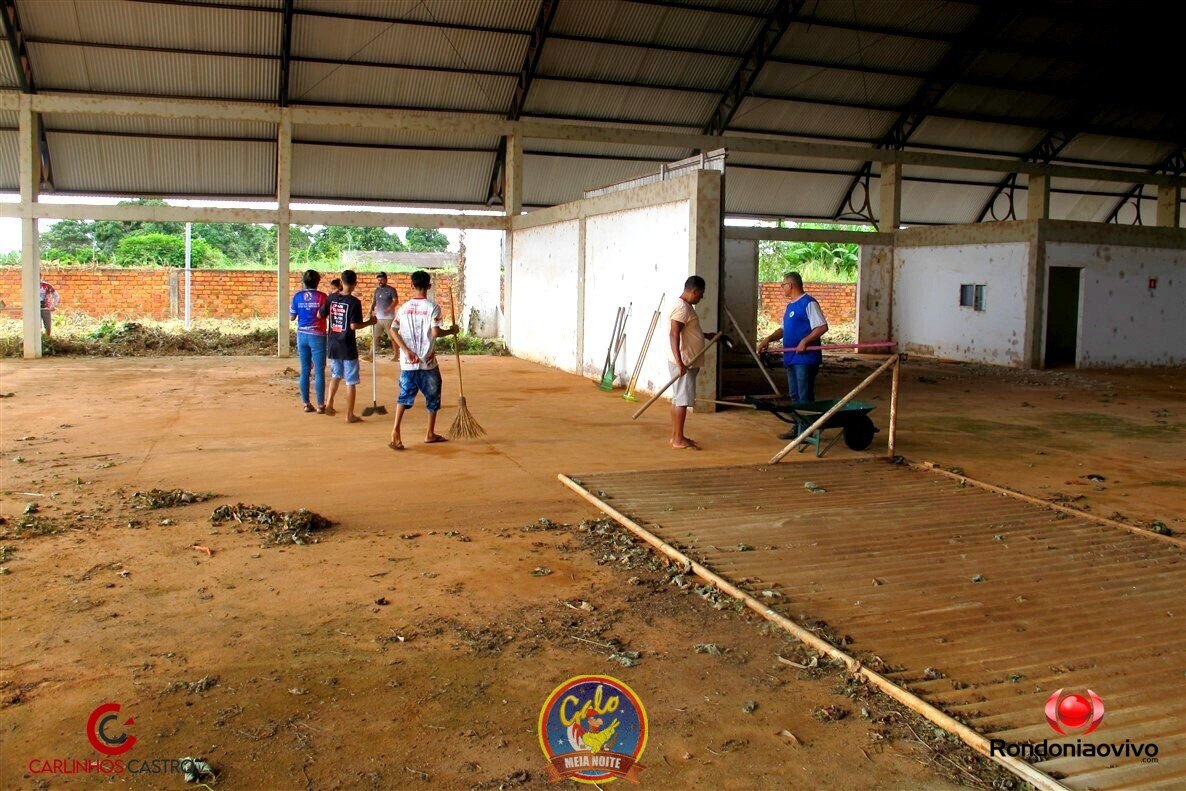 MUTIRÃO CULTURAL DA LIMPEZA - Barracões dos bumbás: Malhadinho e Flor do Campo
