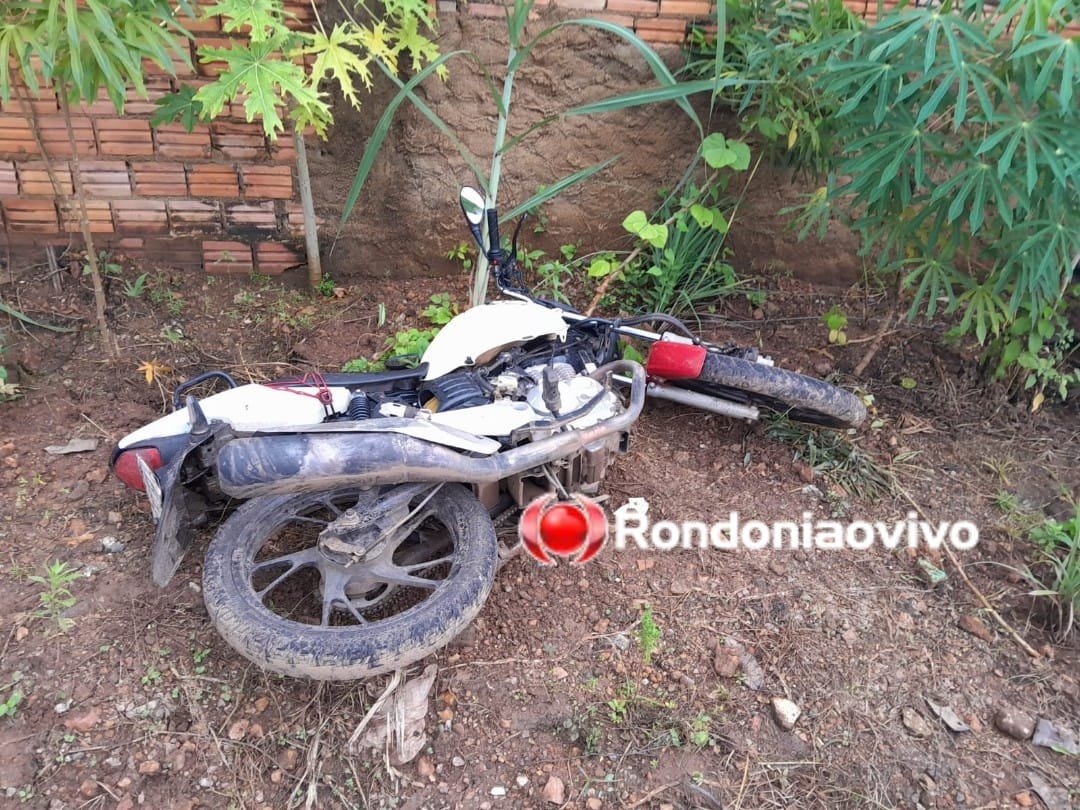 AVANÇOU: Acidente entre carro e moto deixa casal ferido na Amador dos Reis