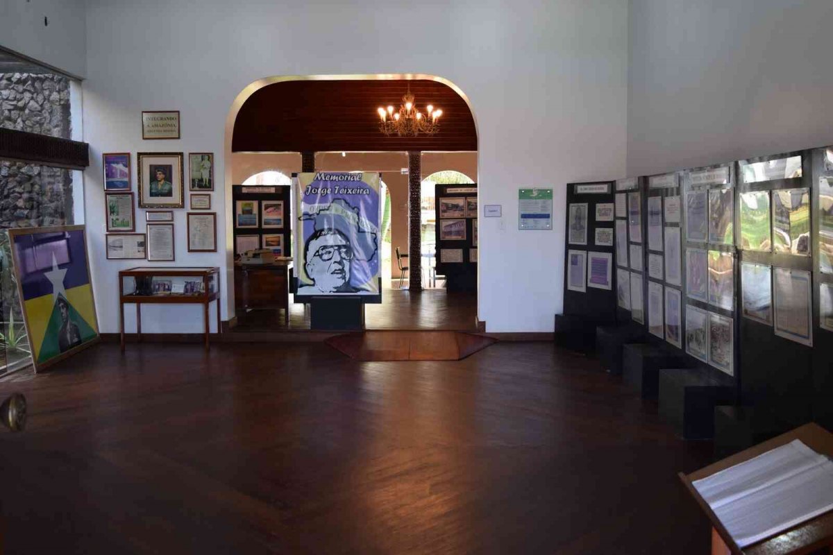 TURISMO: Memorial Jorge Teixeira abriga acervos raríssimos  