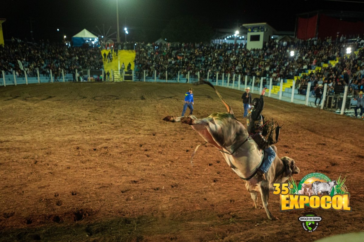 35ª EXPOCOL: Confira a festa de encerramento num show de imagens