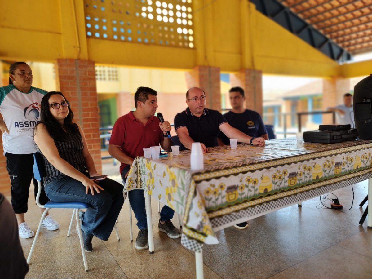 EDWILSON NEGREIROS: Moradores do Parque Amazônia buscam esclarecimentos sobre Regularização 