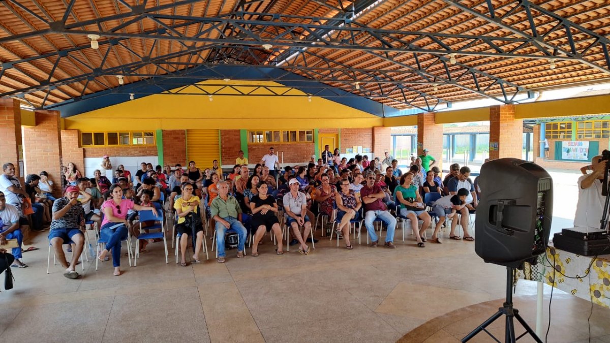 EDWILSON NEGREIROS: Moradores do Parque Amazônia buscam esclarecimentos sobre Regularização 