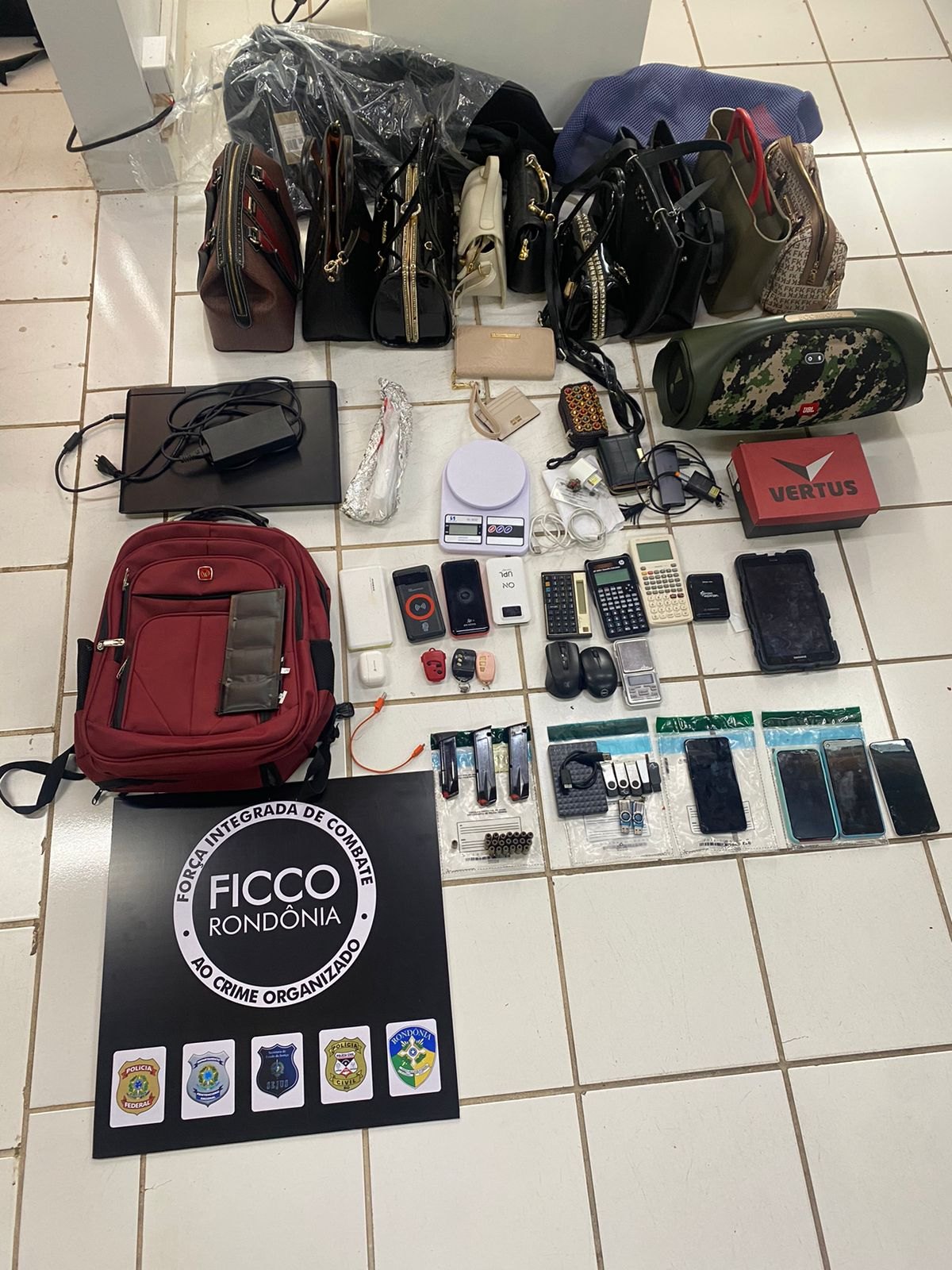 ORGANIZAÇÃO CRIMINOSA: Quadrilha especializada em furtos de veículos é alvo de operação