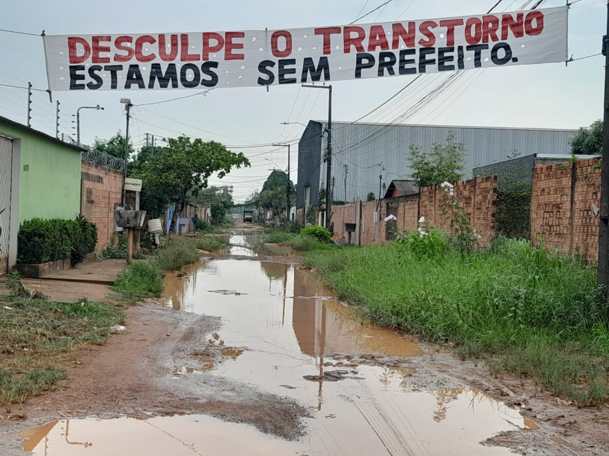 EDWILSON NEGREIROS: Vereador obtém serviços de limpeza, patrolamento e encascalhamento na zona Sul 
