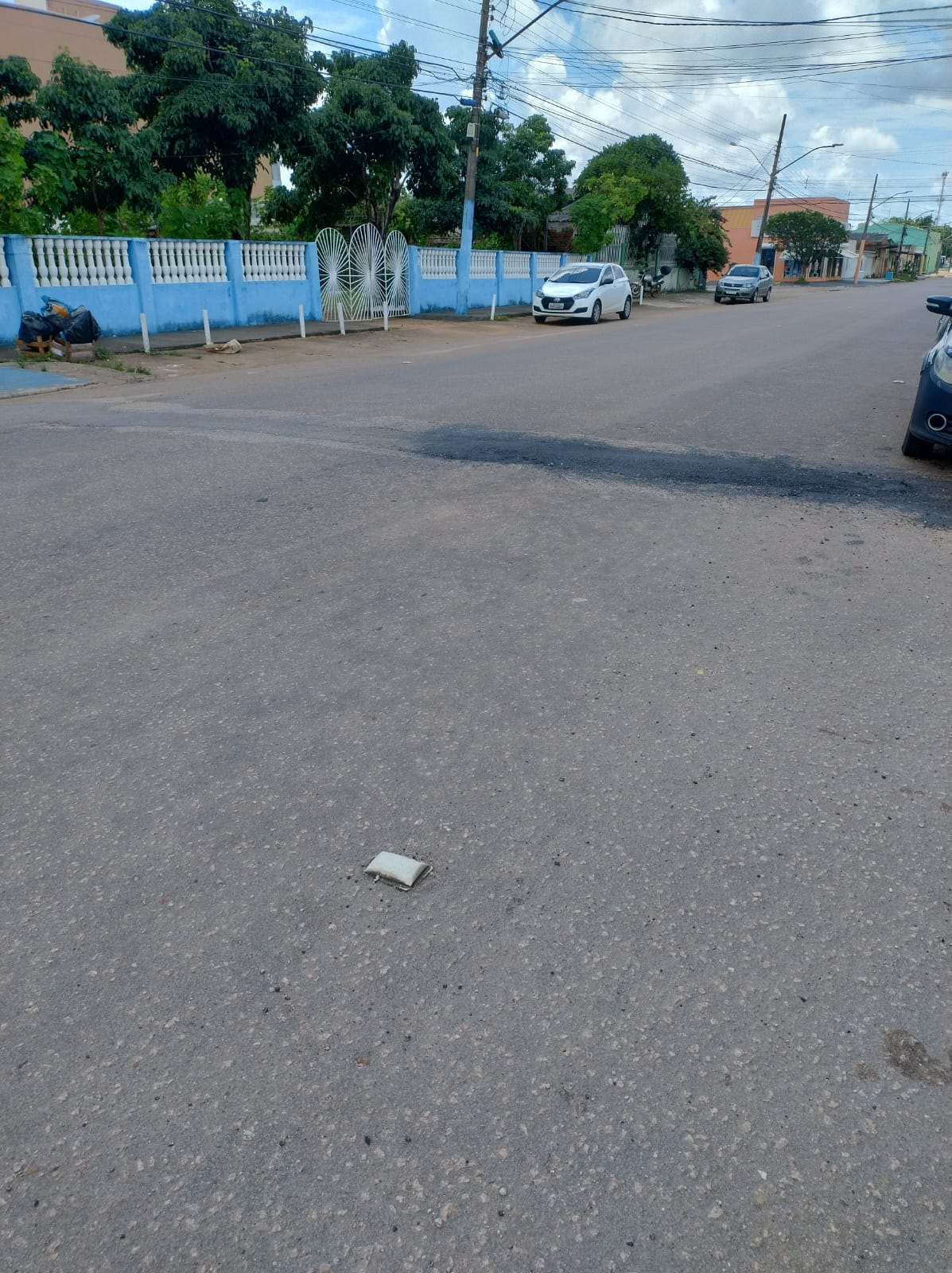 EDWILSON NEGREIROS: Prefeitura conserta buraco em rua do Embratel após intervenção de vereador