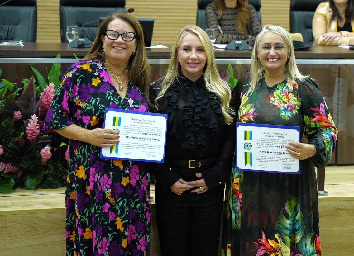 ELLIS REGINA: Vereadora é homenageada com Voto de Louvor pelo Legislativo Estadual