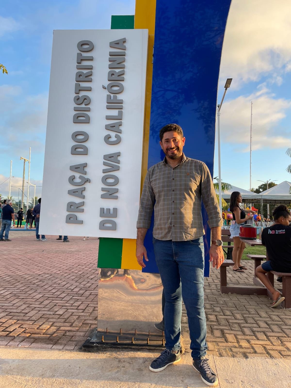 MÁRCIO PACELE: Vereador participa da inauguração da Praça do distrito de Nova Califórnia