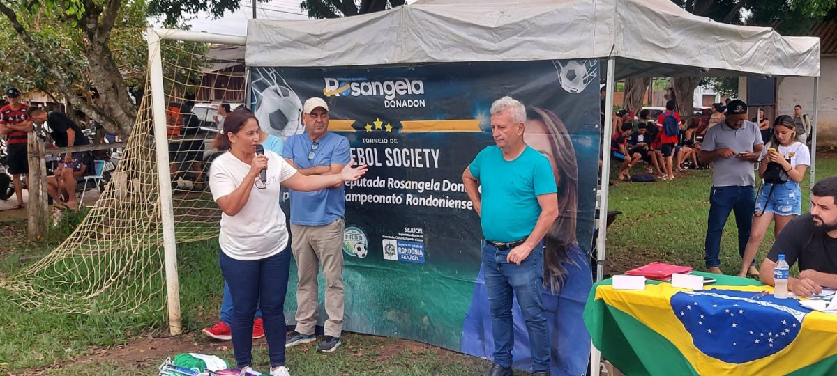 ROSANGELA DONADON: Deputada beneficia atletas do interior com uniformes e materiais esportivos