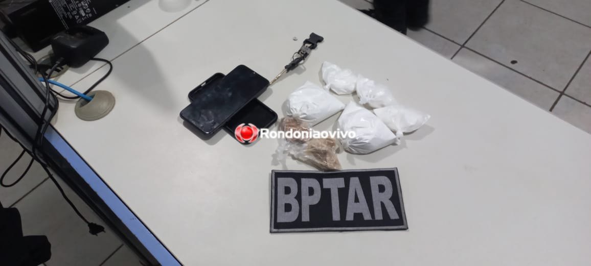 MANÉ GARRINCHA: BPTAR prende acusado de tráfico com sete pacotes de drogas 