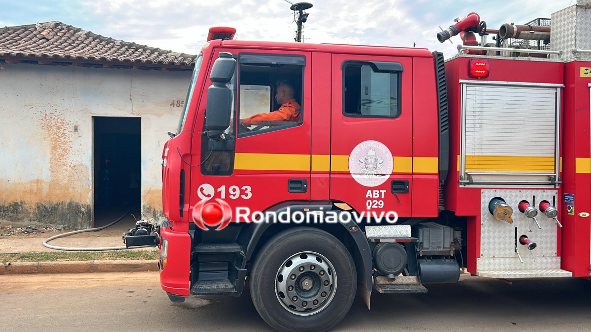 VÍDEO: Residência pega fogo na zona Leste da capital