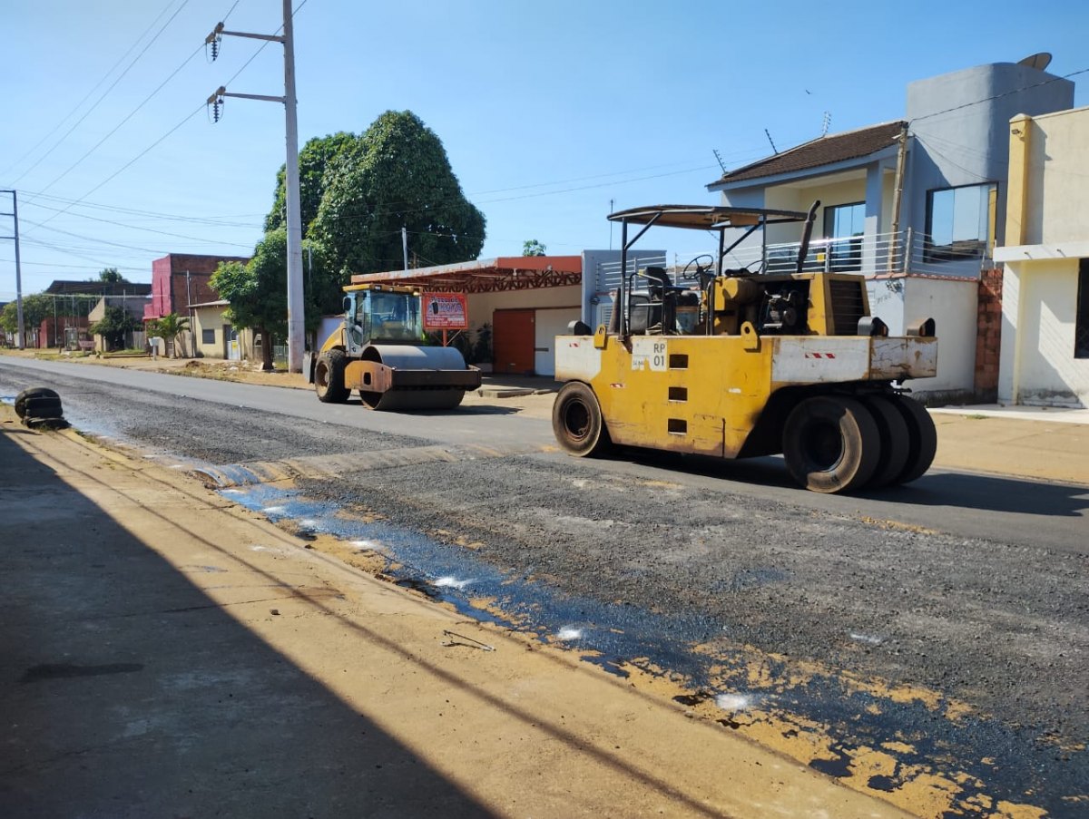 EDWILSON NEGREIROS: Vereador requisita melhoria urgente à Rua Alexandre Guimarães e é atendido