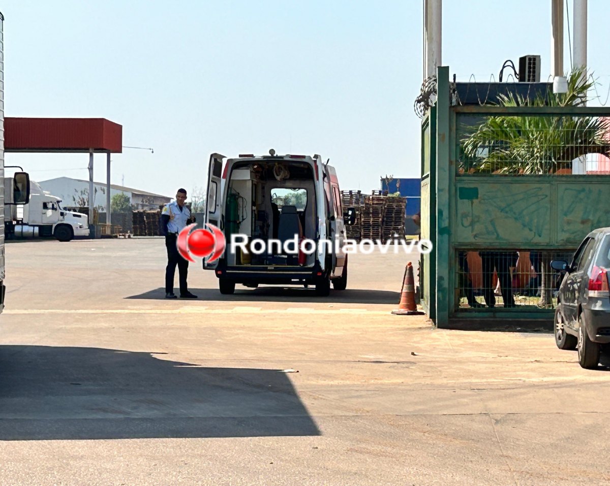 VÍDEO: Motorista é prensado por caminhão no Atacadão