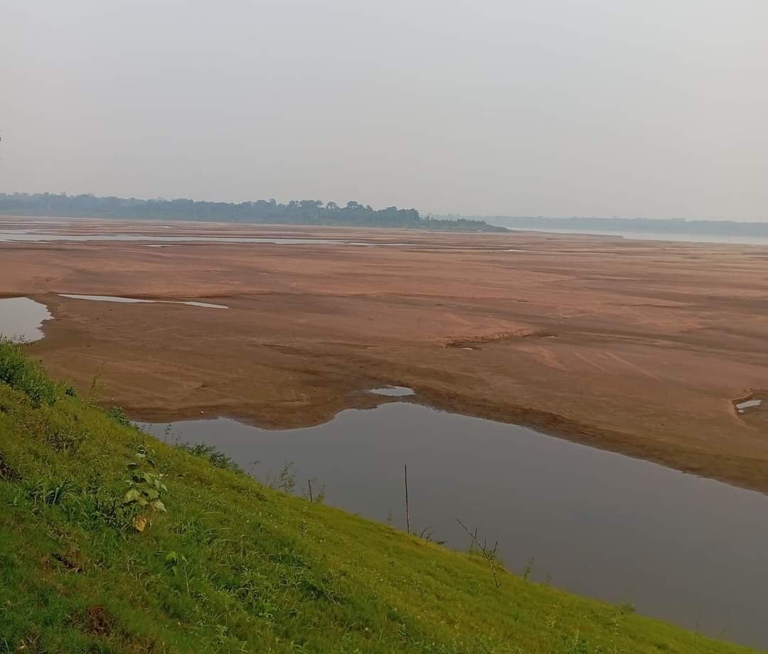 IMPACTO DA SECA: Praias enormes aparecem em comunidades ribeirinhas do Rio Madeira