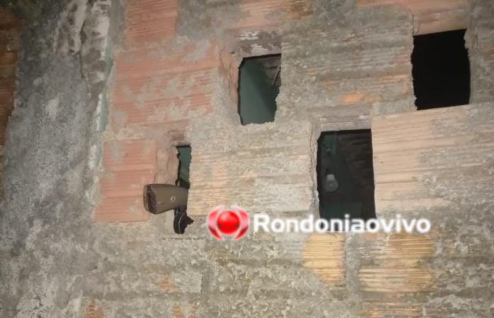 PATAMO FLAGROU: Adolescente que ameaçava populares e escondia arma em muro é detido pela PM 