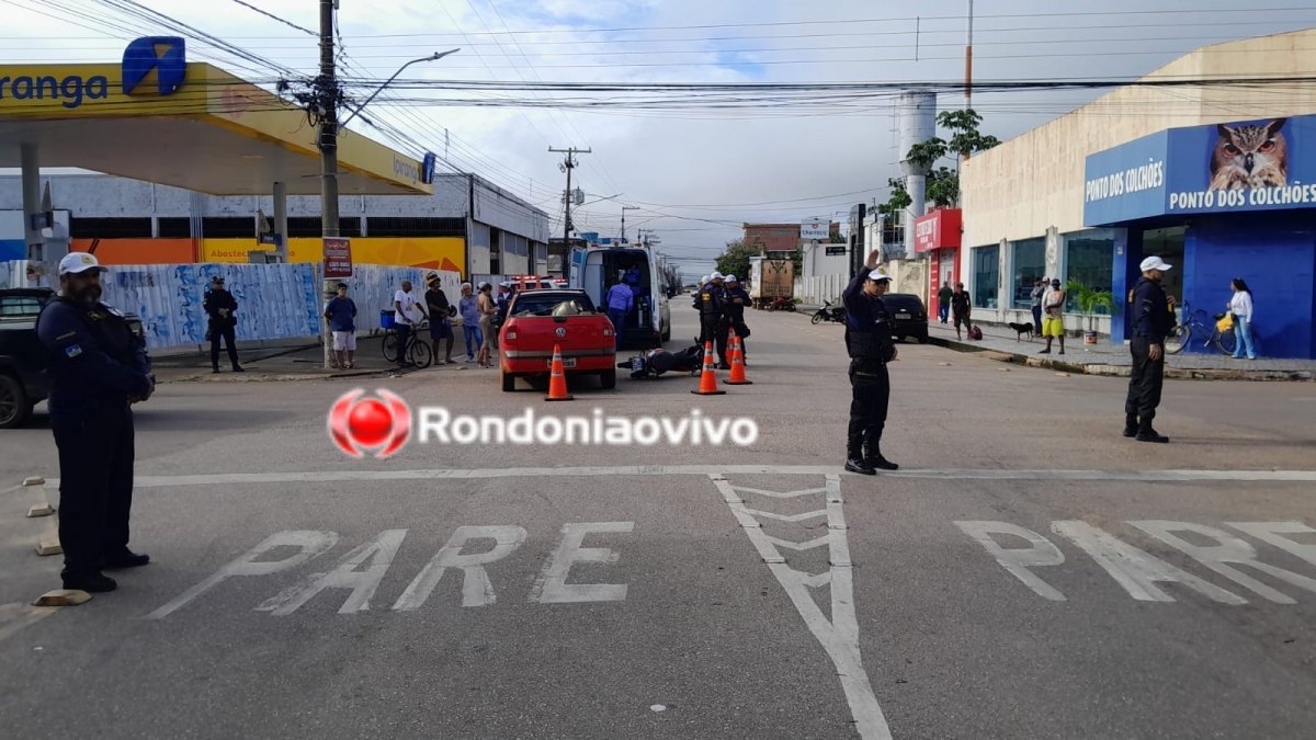 URGENTE: Mulher fica seriamente ferida após carro avançar preferencial no Centro 