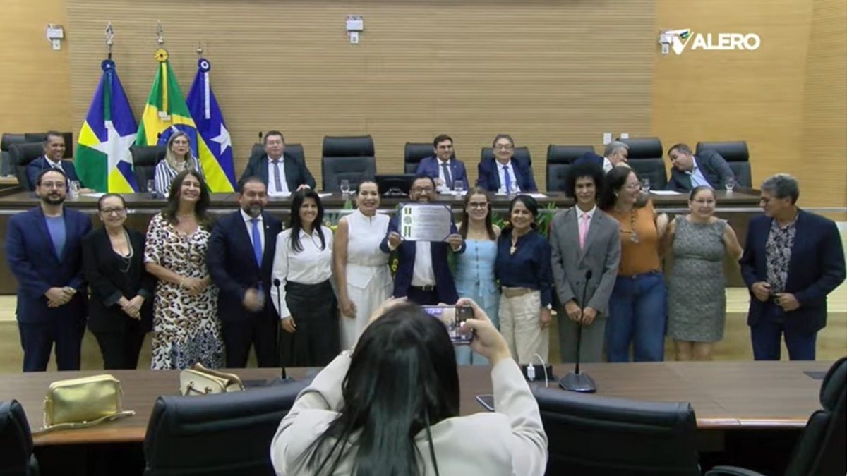 RONDONIENSE DE CORAÇÃO: Tergon recebe o Título de Cidadão Honorário de Rondônia 