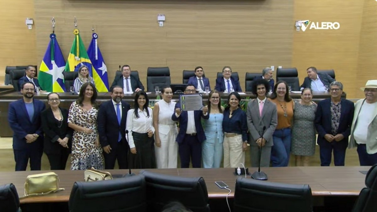 RONDONIENSE DE CORAÇÃO: Tergon recebe o Título de Cidadão Honorário de Rondônia 