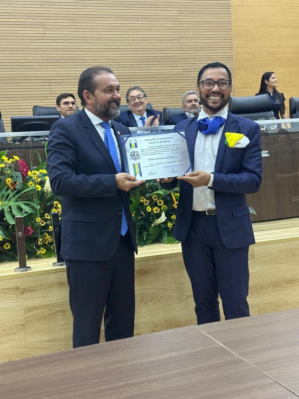 RONDONIENSE DE CORAÇÃO: Tergon recebe o Título de Cidadão Honorário de Rondônia 