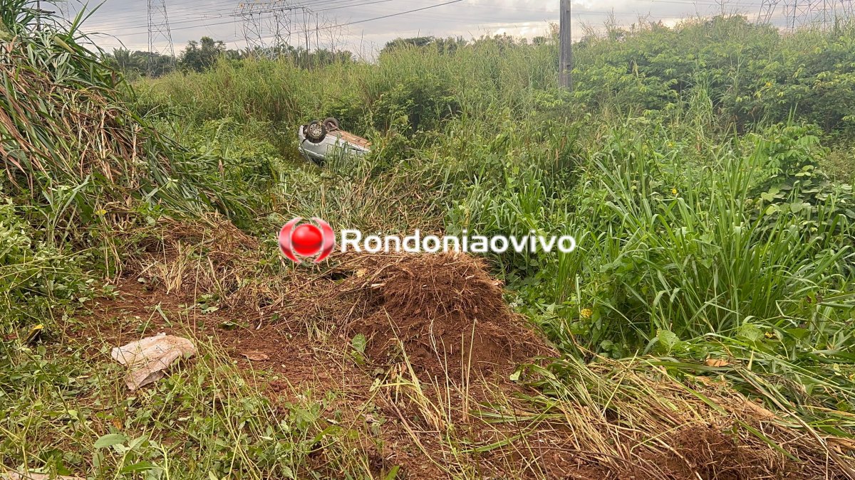VÍDEO: Grave acidente com capotamento é registrado na BR-364; Carro caiu em ribanceira