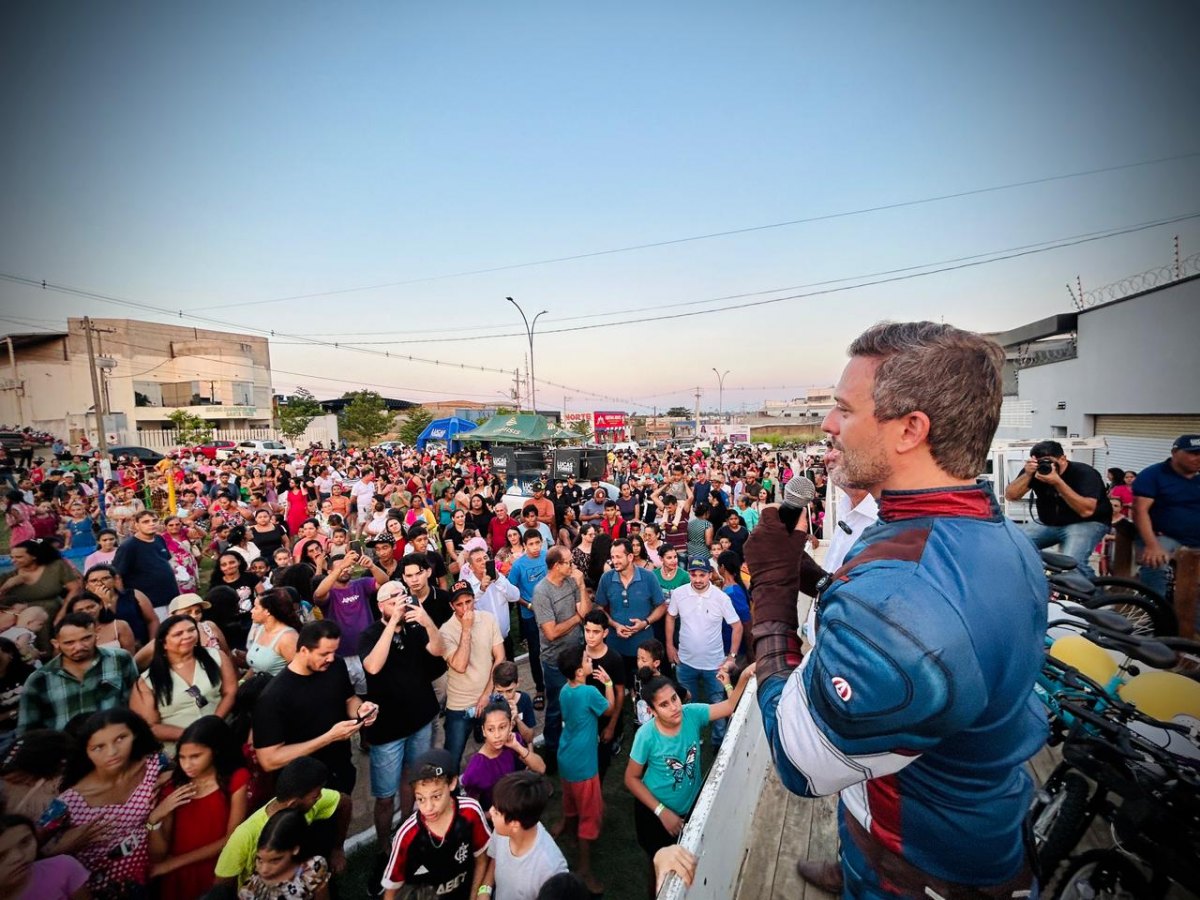 LUCAS TORRES: Deputado realiza maior Festa do Dia das Crianças na história de Buritis