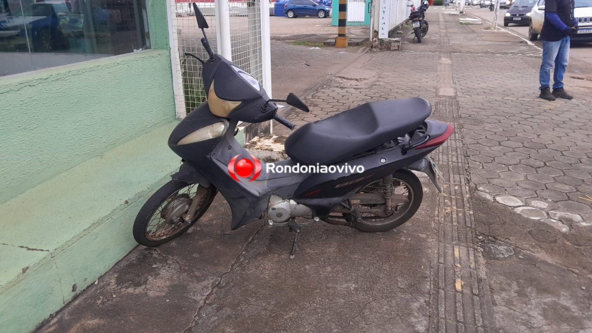 NA JORGE TEIXEIRA: Mulher fica ferida após colisão entre carro e moto