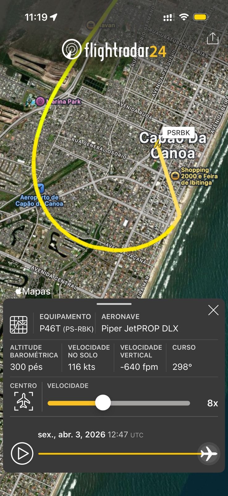 VÍDEO: Avião de pequeno porte cai em restaurante e mata três pessoas, no RS
