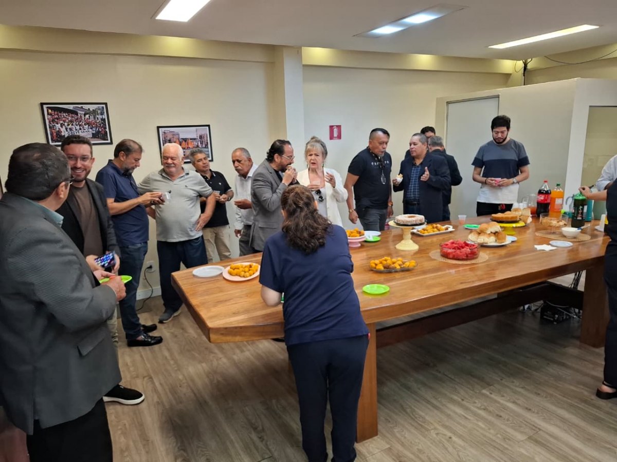 HOJE A PAUTA É VOCÊ: Jornalistas celebram seu dia com café da manhã especial em Porto Velho