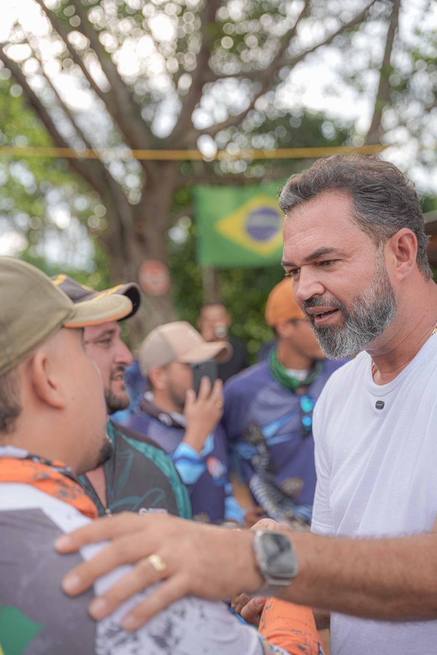 BRUNO BOLSONARO SCHEID (PL) DIZ: 'Pagaremos o preço que tiver que pagar por esse país' em encontro com apoiadores