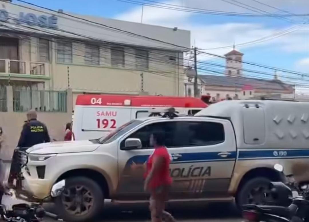 TIROS: Aluno invade escola e deixa mortos e feridos  durante ataque