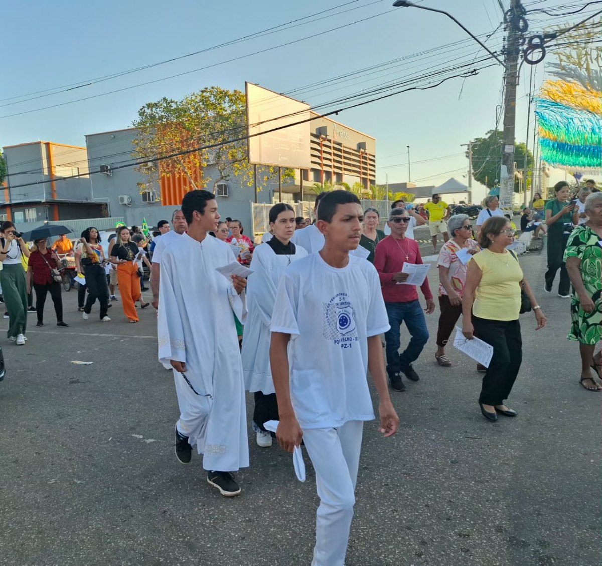 TRADIÇÃO CATÓLICA: Comunidade São Pedro celebra solenidade com procissão fluvial em Porto Velho