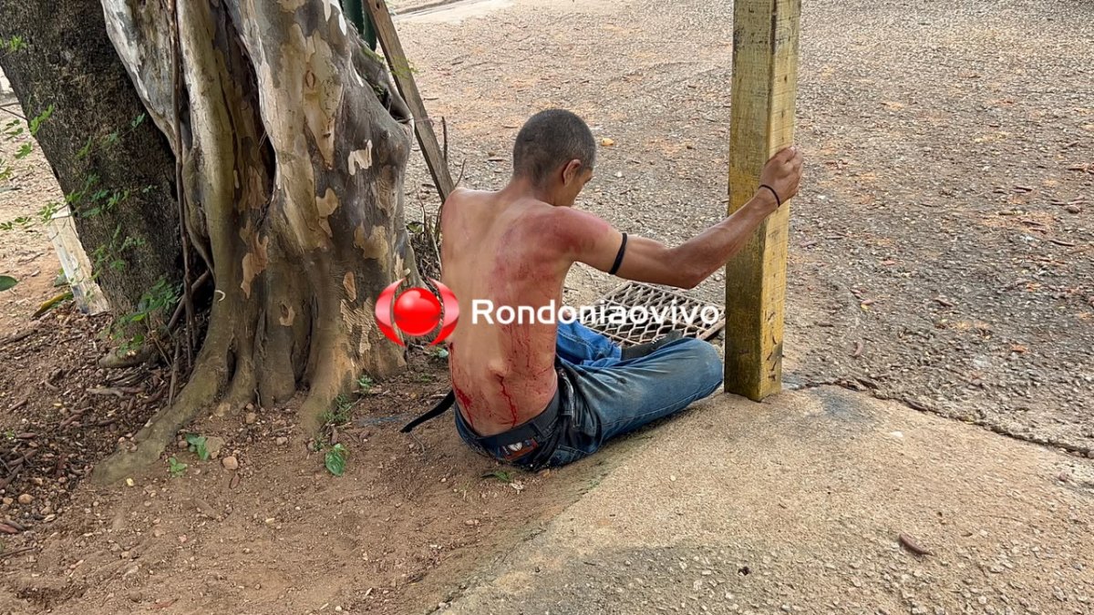 VÍDEO: Homem é atacado nas costas após entrar em casa para pedir água