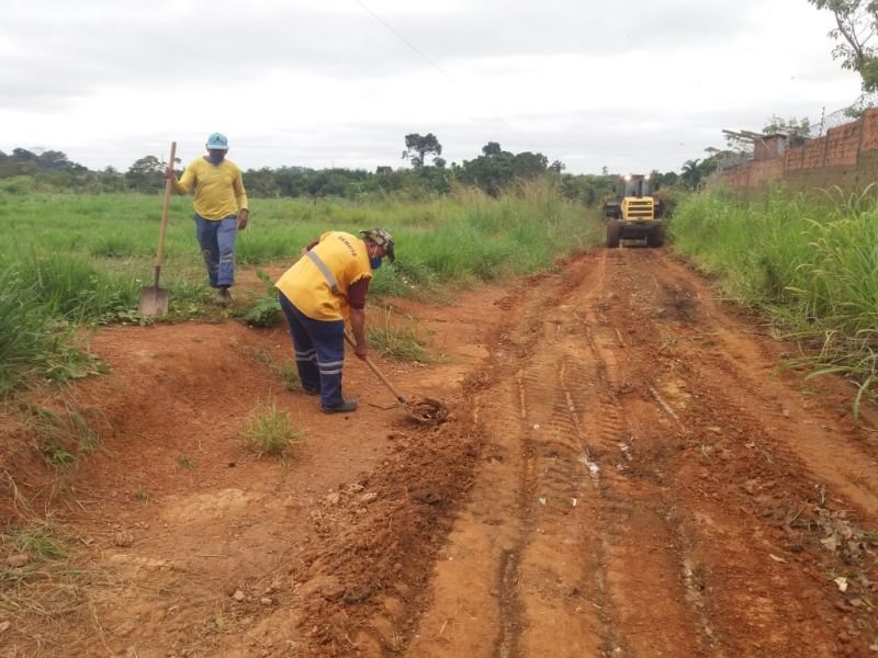 VEREADOR: Aleks Palitot verifica denúncia sobre desova de animais
