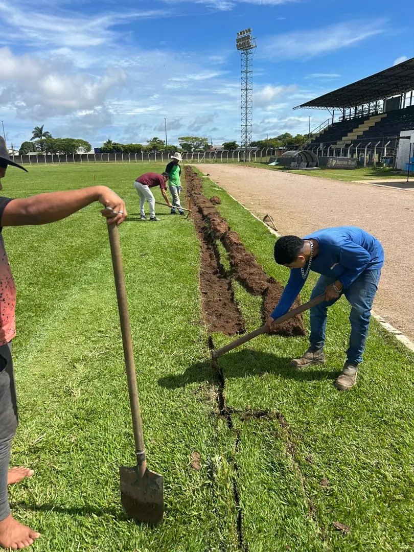 PALCOS DO FUTEBOL: Cinco estádios de futebol rondonienses estão com obras em andamento 