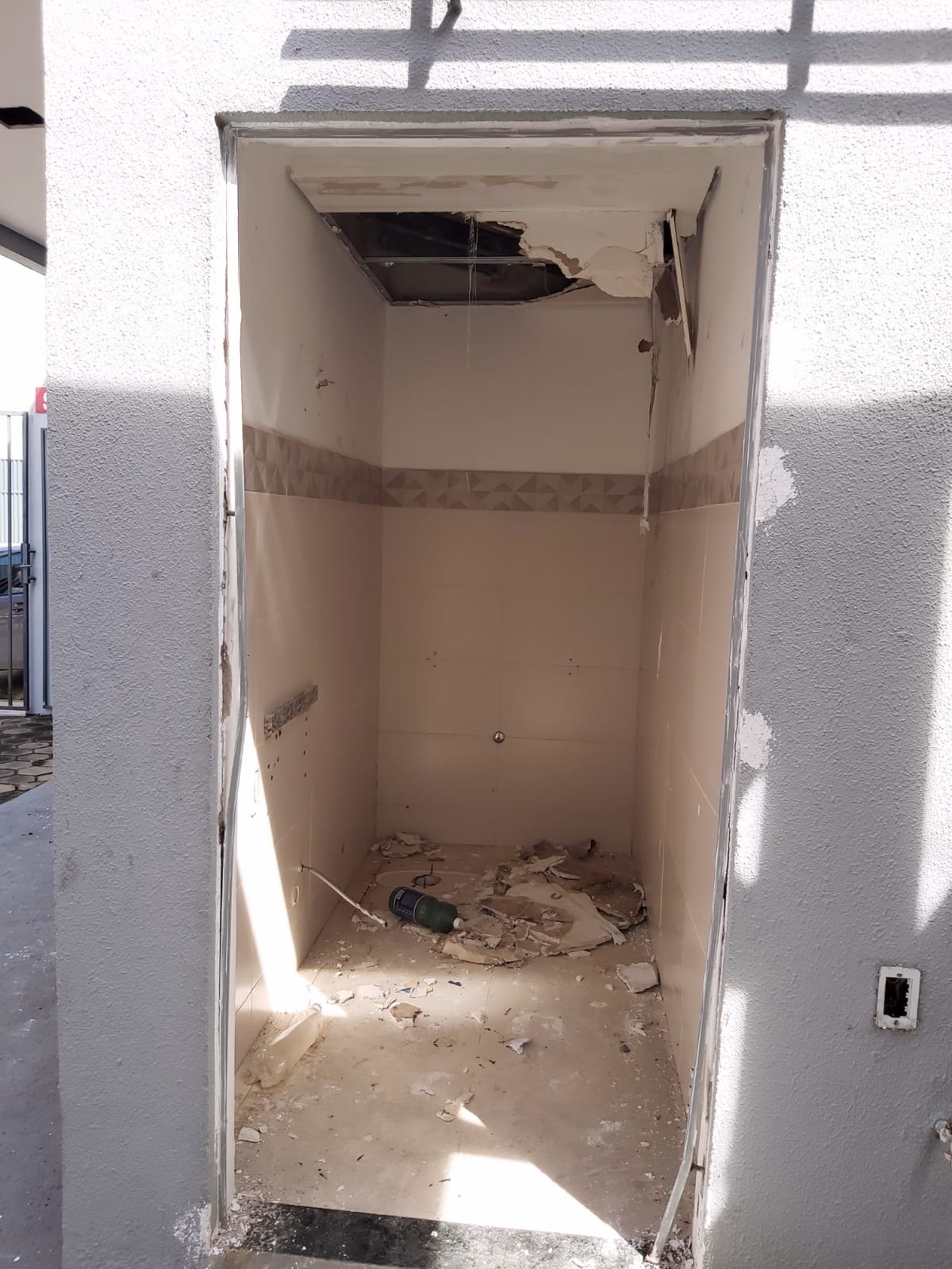 MEDO: Moradores do Olaria denunciam que casa é ponto de apoio para criminosos