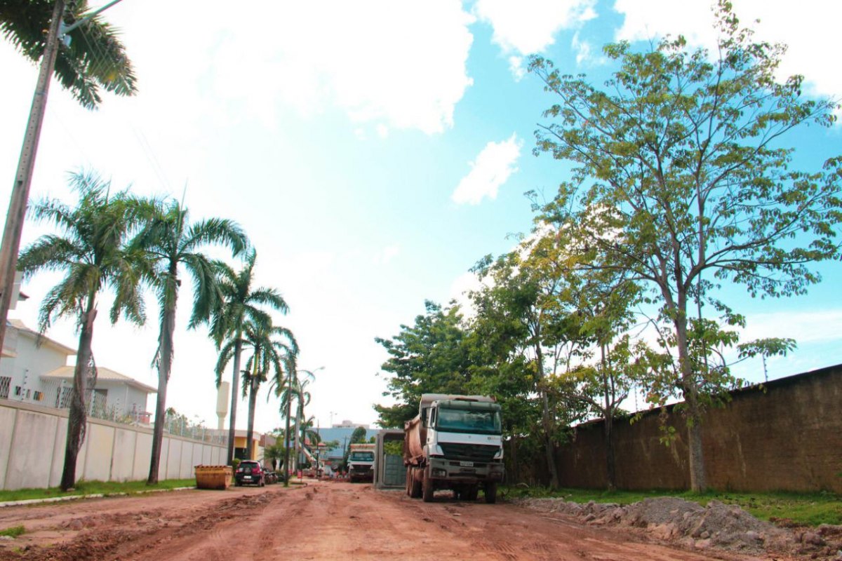 VEREADOR: Márcia Socorristas Animais acompanha inícios das obras no bairro Lagoa
