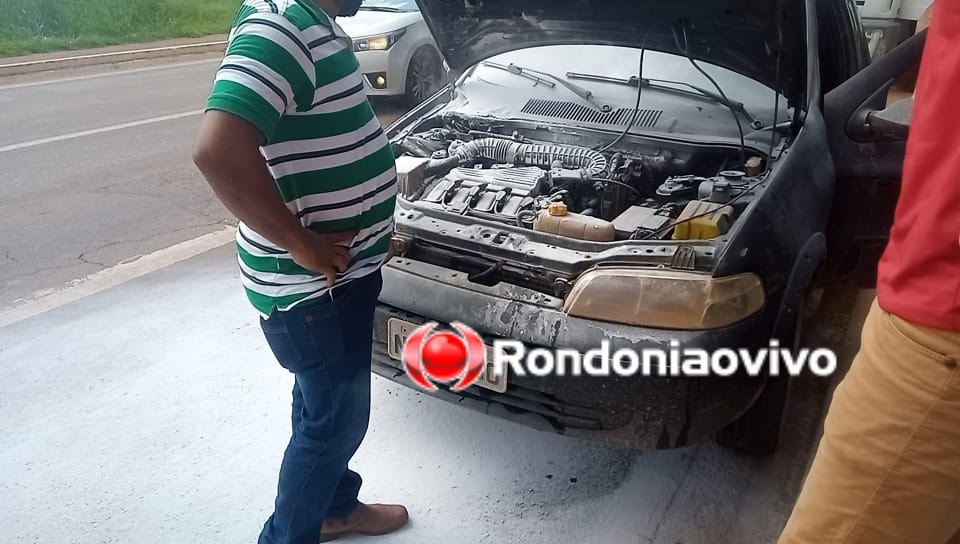 SUSTO: Carro de empresa tem princípio de incêndio no meio da avenida Jorge Teixeira