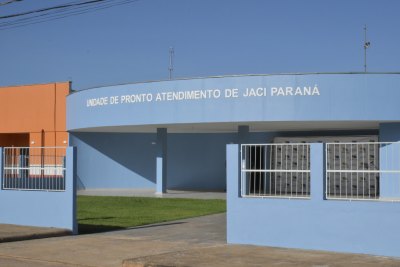 FISCALIZAÇÃO: Da Silva acompanha entrega do prédio da UPA de Jaci Paraná