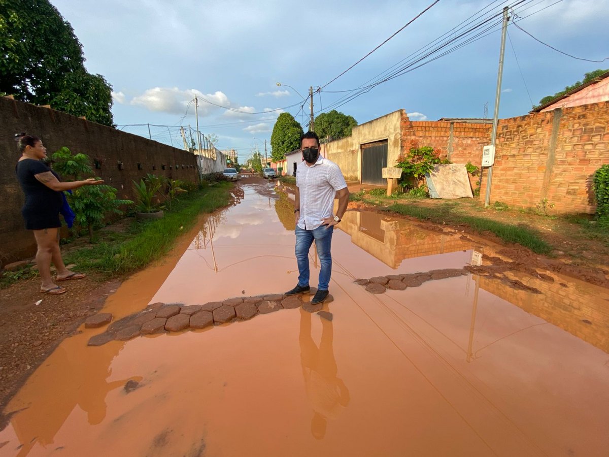 DEMANDAS: Edimilson Dourado retorna ao Bairro Castanheira e ouve comunidade