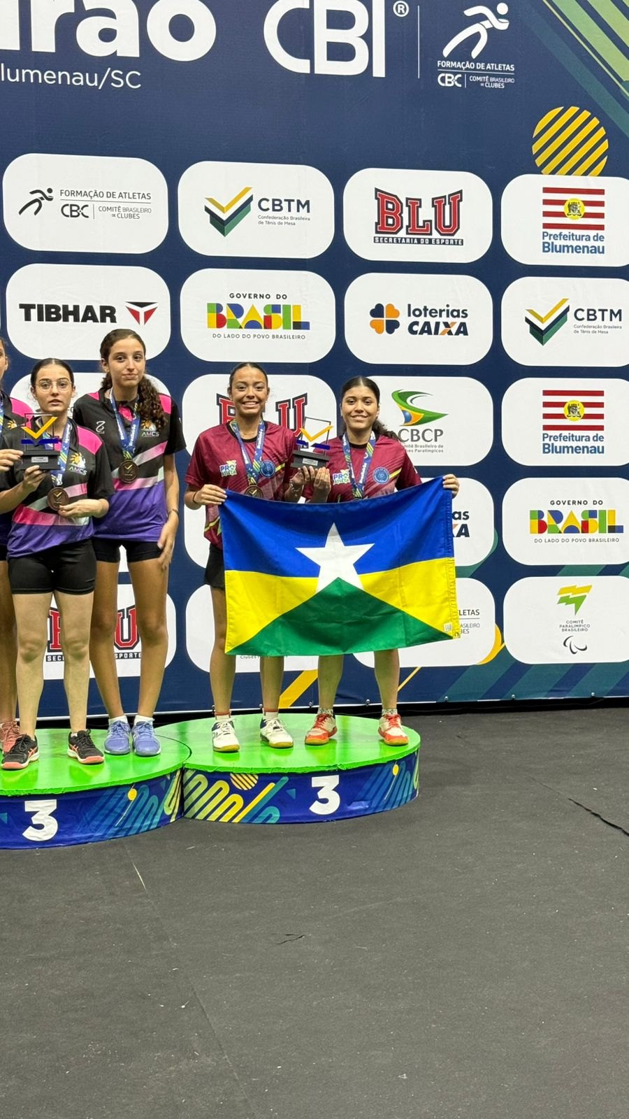 MENINAS DE ROND&Ocirc;NIA: Pietra e Let&iacute;cia Tagino brilham no Campeonato Brasileiro de T&ecirc;nis de Mesa