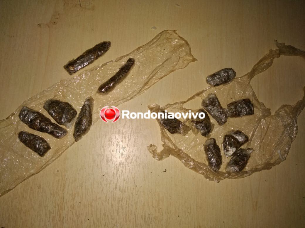 FLAGRANTE: Sevic do 2° DP prende traficante que vendia droga em campo de futebol